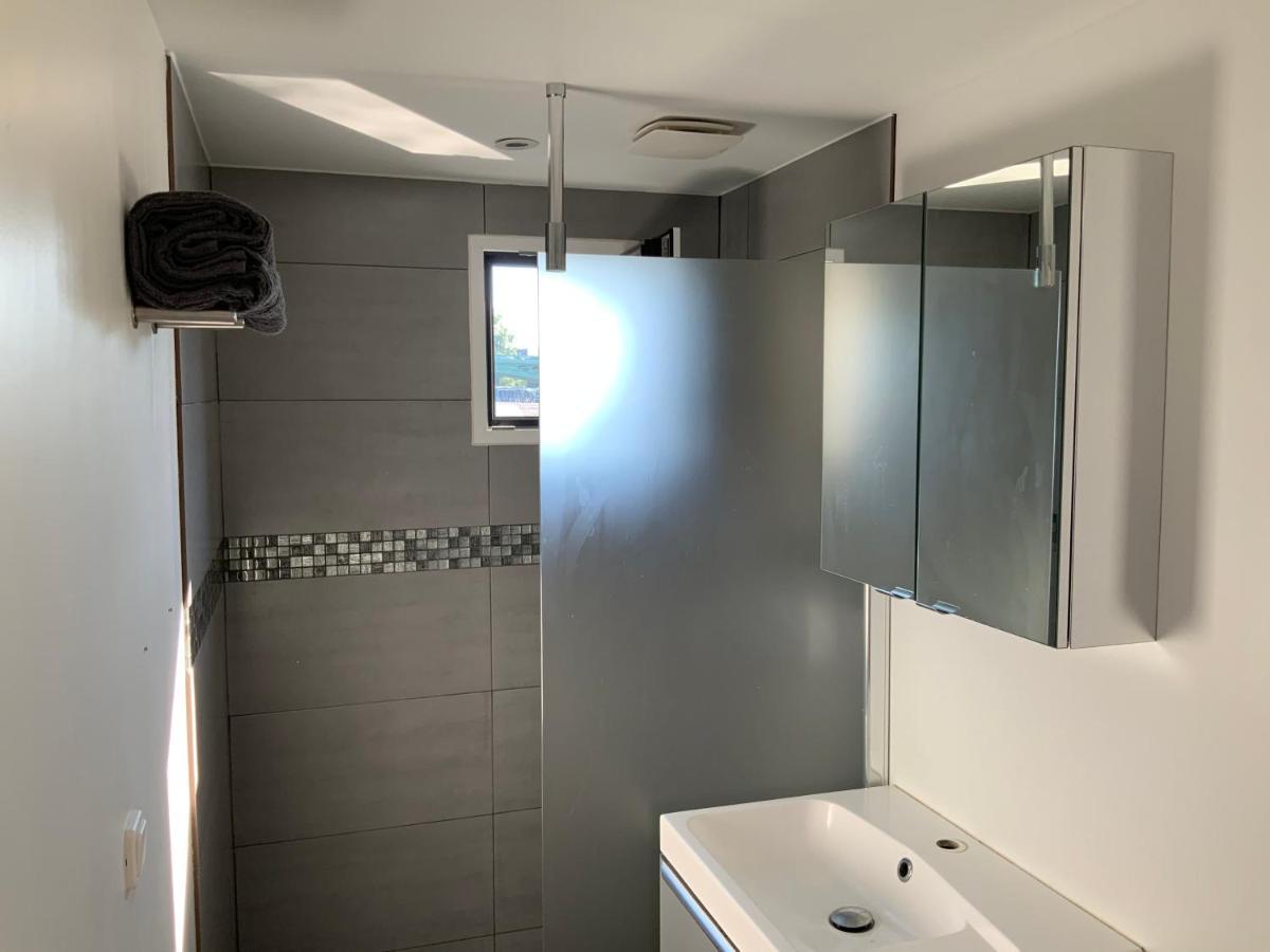 Bateau Appartement Sur L'Erdre Au Coeur De Nantes Exterior foto